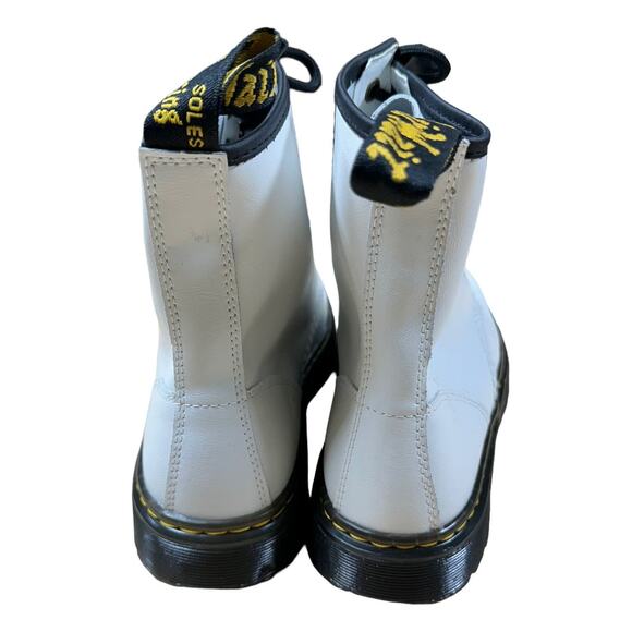 Dr. Martens Women's Zavala Lace Up Combat Boot White Size 9 New Without Box - Picture 5 of 7